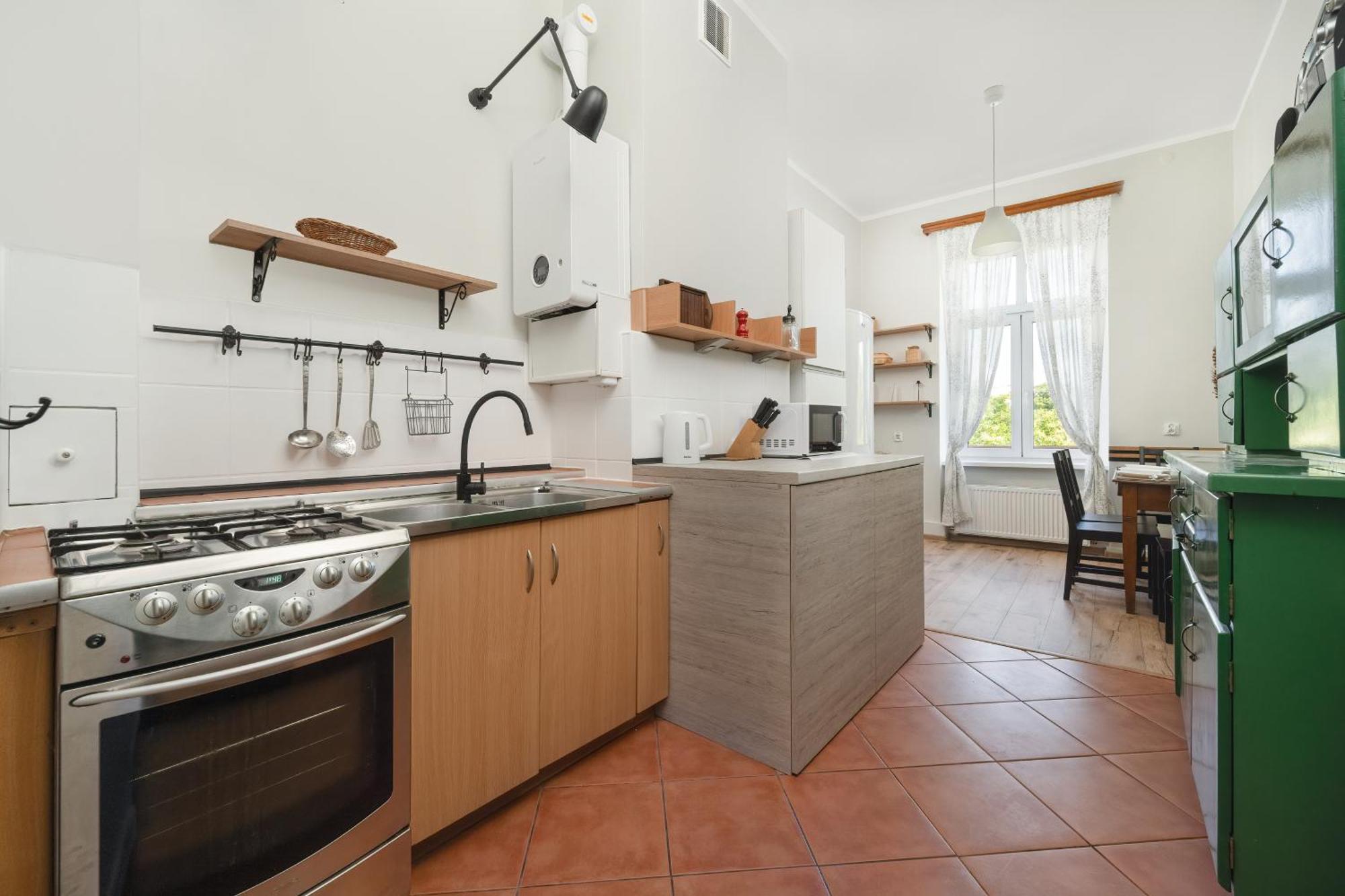 Komfortowy Blisko Rzeki We Wroclawiu Z Biurkiem I Wanna By Renters Apartament *