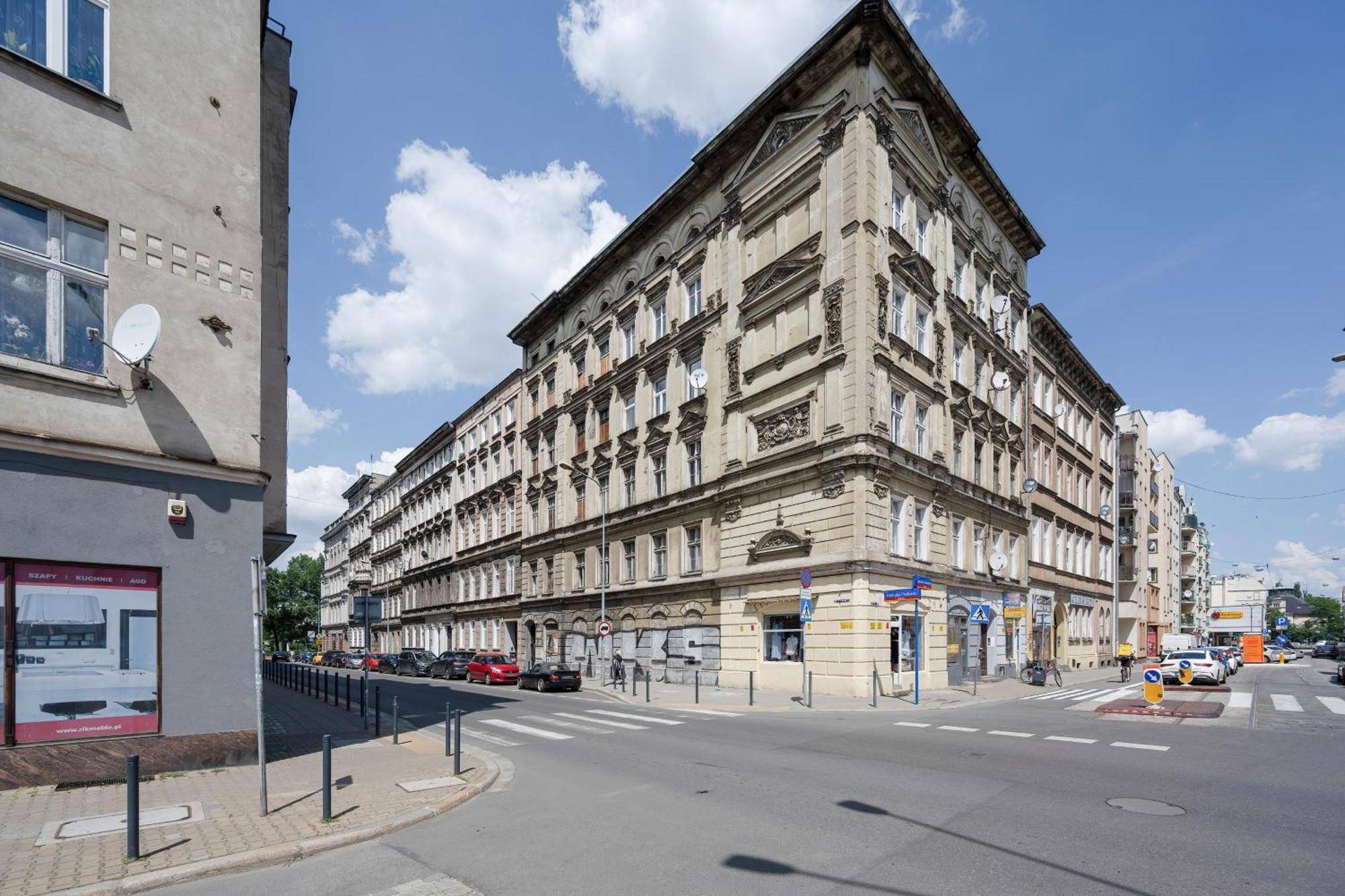 Komfortowy Blisko Rzeki We Wroclawiu Z Biurkiem I Wanna By Renters Apartament *